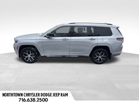 Used 2021 Jeep Grand Cherokee L Overland w/ Advanced Protech Group III image 2