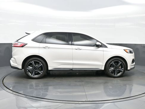 Used 2019 Ford Edge ST w/ Convenience Package image 7