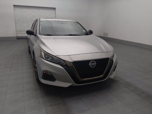 Used 2019 Nissan Altima 2.5 SR w/ SR Premium Package FWD image 14