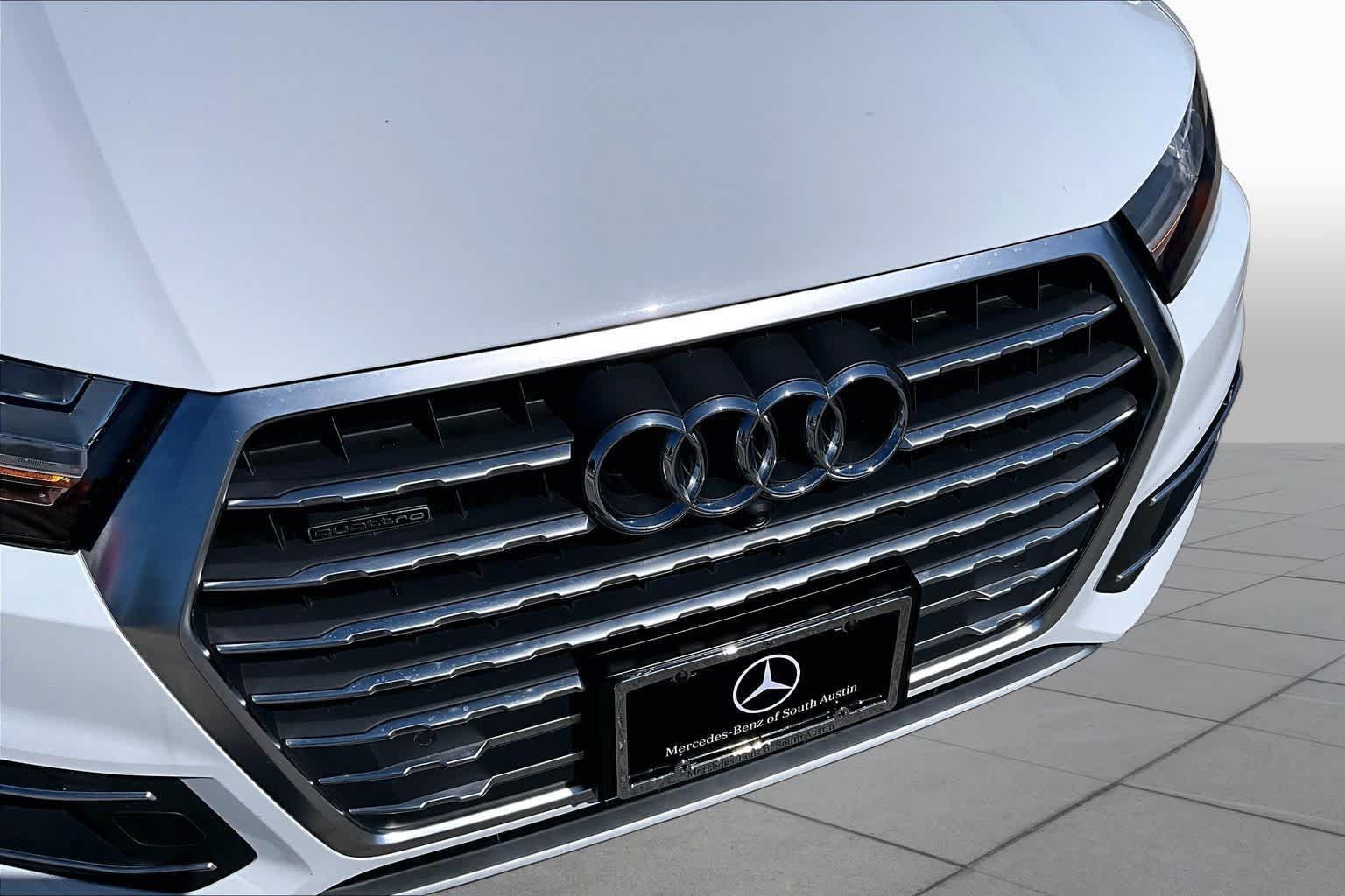 Used 2018 Audi Q7 3.0T Prestige AWD/4WD image 30