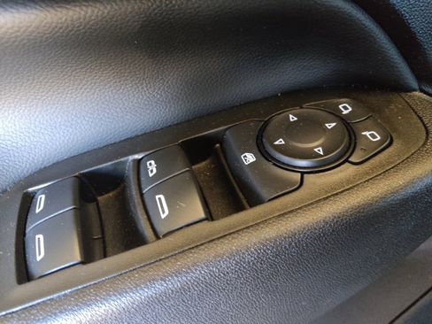 Used 2024 Chevrolet Equinox LT w/ LPO, Floor Liner Package image 27