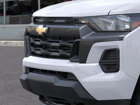 New 2026 Chevrolet Colorado LT image 13