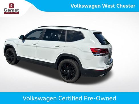 Used 2023 Volkswagen Atlas SE w/ Black Wheel Package AWD/4WD image 3