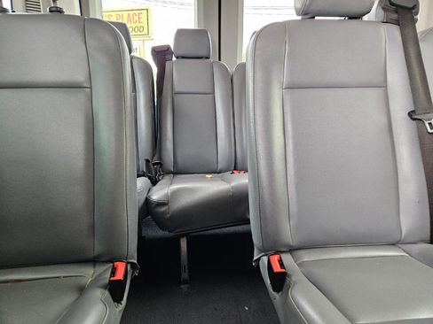 Used 2016 Ford Transit 350 XL image 25