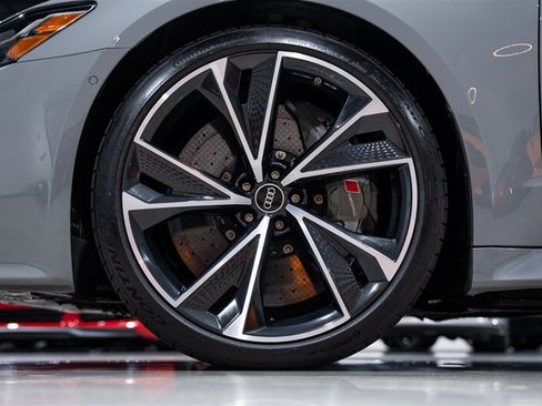 Used 2021 Audi RS 7 Sportback w/ Carbon Optic Package AWD/4WD image 11