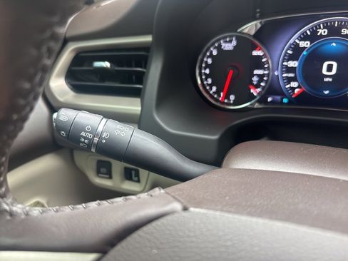Used 2018 GMC Acadia Denali w/ LPO, Protection Package image 32