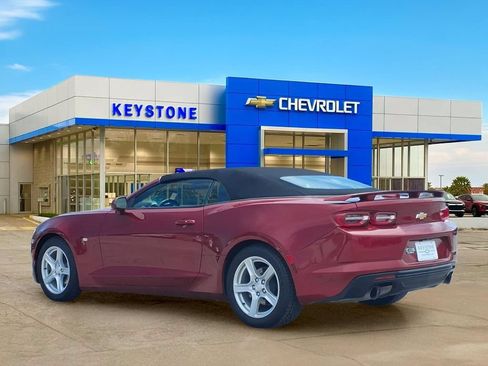 Used 2023 Chevrolet Camaro LT RWD image 4