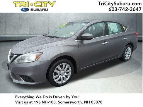 Used 2017 Nissan Sentra SV image 1