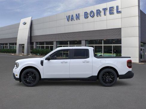 New 2026 Ford Maverick Lariat w/ Black Appearance Package image 3