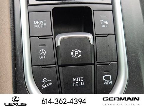 Used 2020 Hyundai Santa Fe Limited image 24