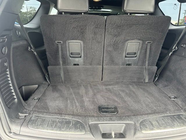 Used 2015 Dodge Durango R/T w/ Technology Group AWD/4WD image 23