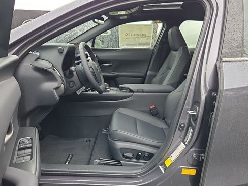 New 2026 Lexus UX 300h AWD image 4