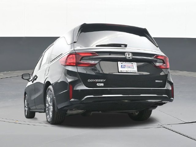 Used 2025 Honda Odyssey Touring image 43