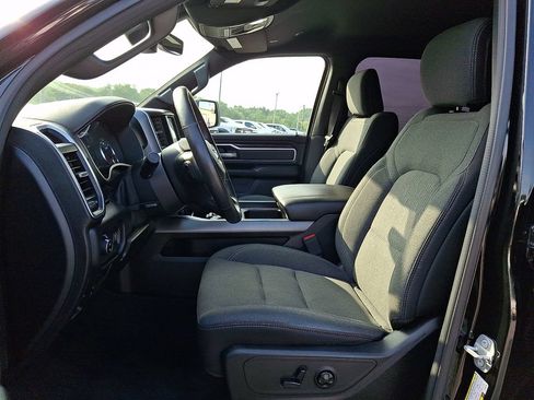 Used 2020 RAM 1500 Big Horn AWD/4WD image 14