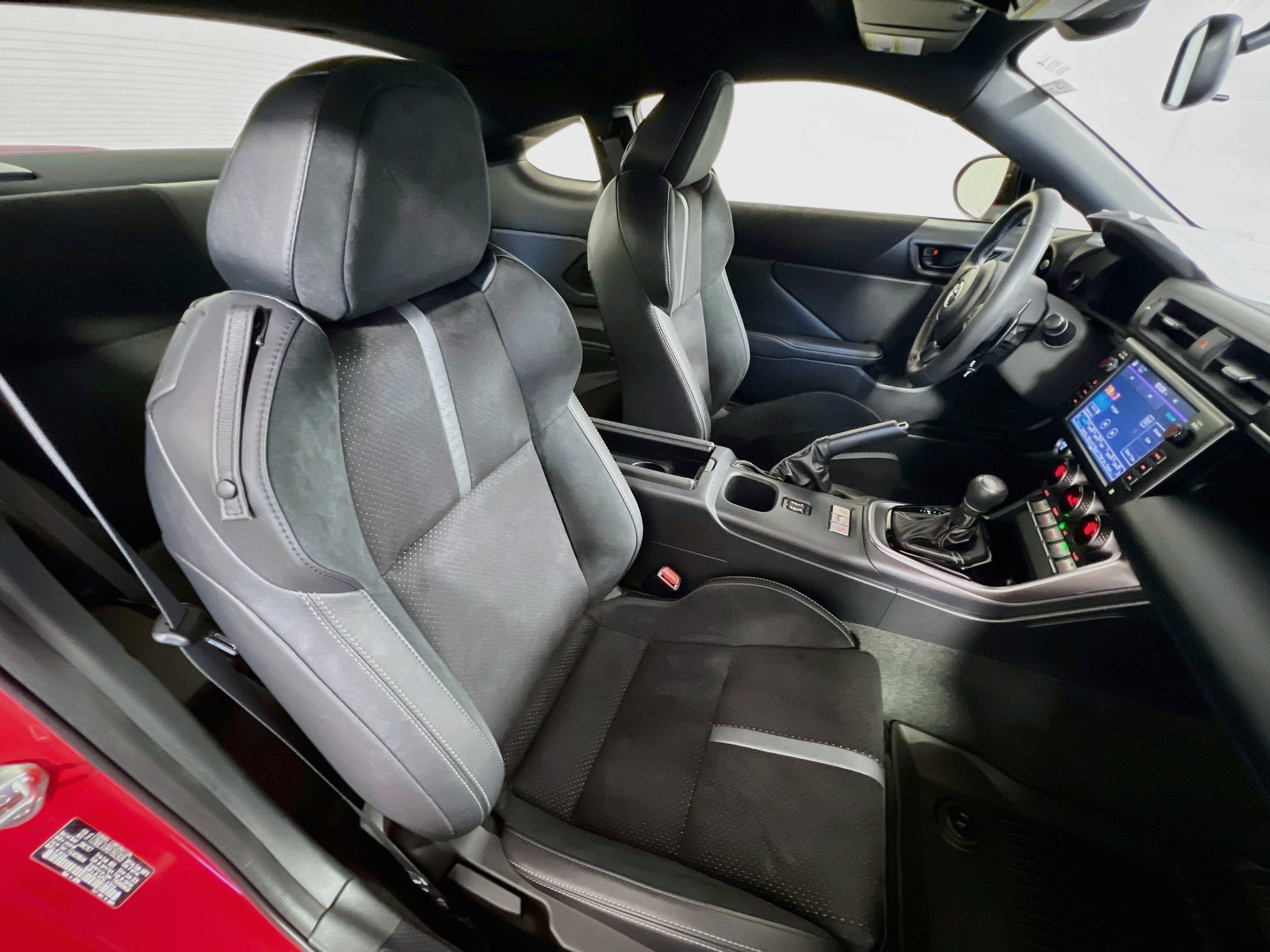 Used 2024 Toyota GR86 Premium RWD image 29