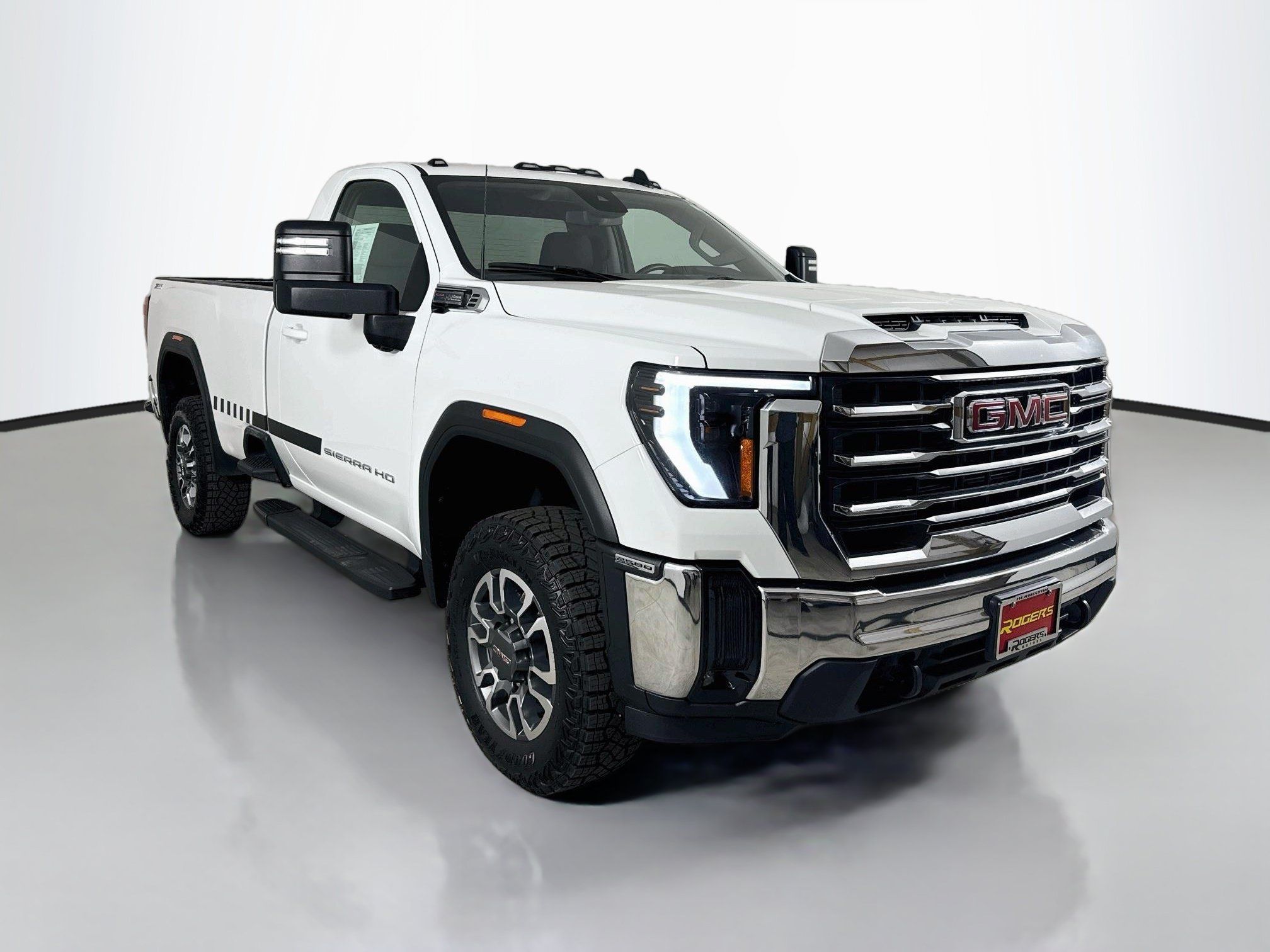 Used 2024 GMC Sierra 2500 SLE w/ SLE Convenience Package AWD/4WD image 1