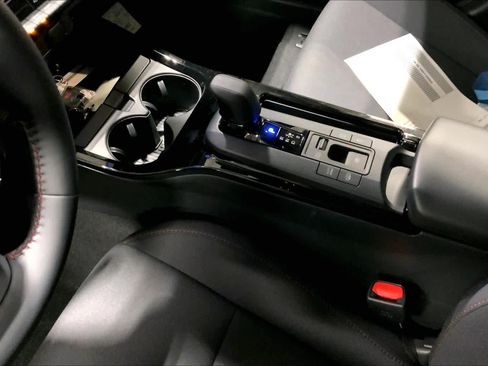 New 2026 Toyota Prius Plug-In Hybrid image 7