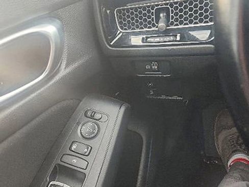 Used 2024 Honda Civic Sport image 19