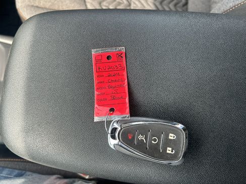 Used 2024 Chevrolet Equinox LT FWD image 38