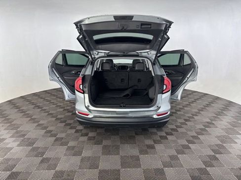 Used 2023 GMC Terrain AT4 w/ Tech Package AWD/4WD image 18