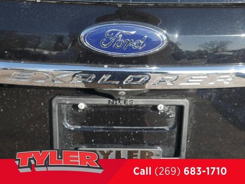 Used 2019 Ford Explorer XLT w/ Class III Trailer Tow Package image 16