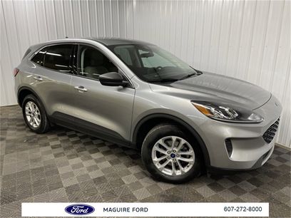 Used 2022 Ford Escape SE w/ Convenience Package