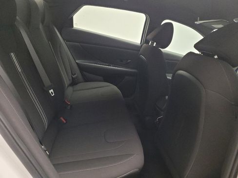 Used 2025 Hyundai Elantra Sport FWD image 19
