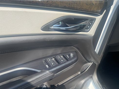 Used 2015 Cadillac SRX Performance w/ Driver Awareness Package AWD/4WD image 15