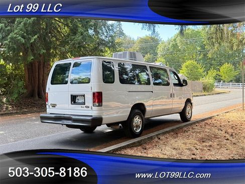 Used 2009 Ford E-350 and Econoline 350 Extended Super Duty RWD image 10