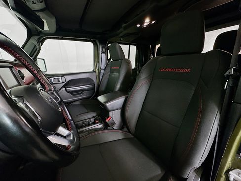 Used 2022 Jeep Gladiator Rubicon w/ Cold Weather Group image 13