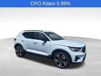 Used 2024 Volvo XC40 B5 Plus w/ Climate Package AWD/4WD video 1