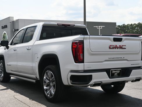 Used 2023 GMC Sierra 1500 Denali w/ Denali Reserve Package image 12