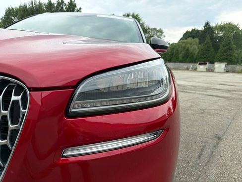 Used 2021 Lincoln Corsair Reserve w/ Equipment Group 201A FWD image 11