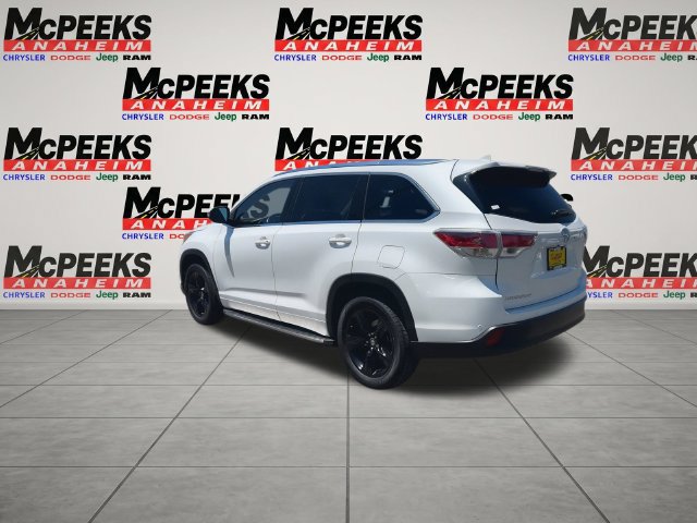 Used 2016 Toyota Highlander Limited Platinum FWD image 6