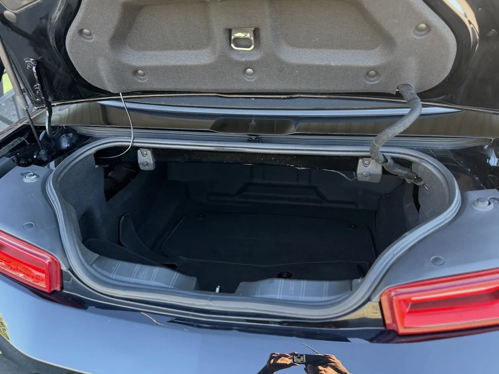 Used 2017 Chevrolet Camaro SS RWD image 17