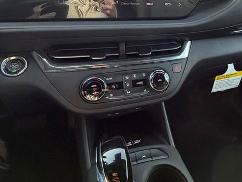 New 2026 Buick Envista Preferred w/ Convenience I Package FWD image 12