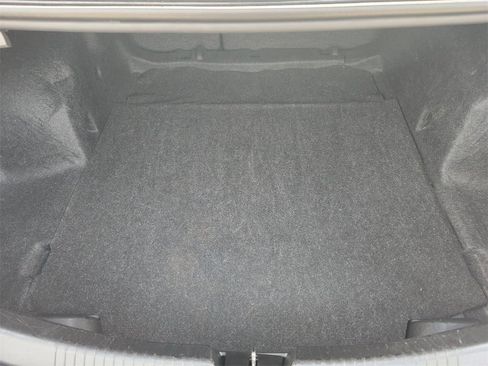 Used 2024 Chevrolet Malibu LT image 33