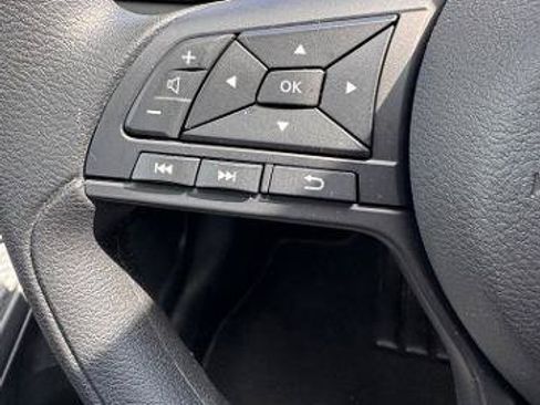 Certified 2025 Nissan Sentra S FWD image 25