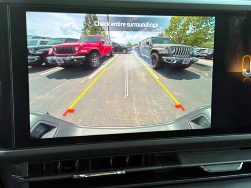 New 2026 Jeep Gladiator Sport AWD/4WD image 14