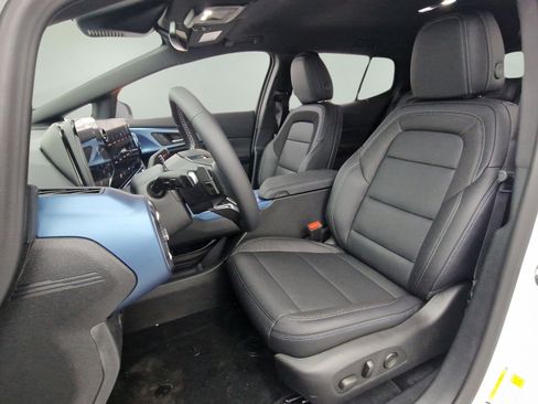 New 2026 Chevrolet Equinox EV LT image 14