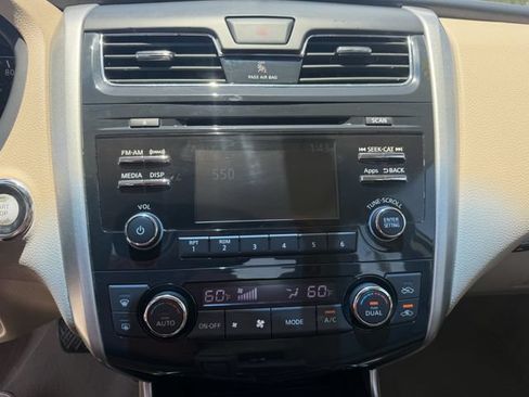 Used 2014 Nissan Altima 2.5 SL w/ Moonroof Package FWD image 25