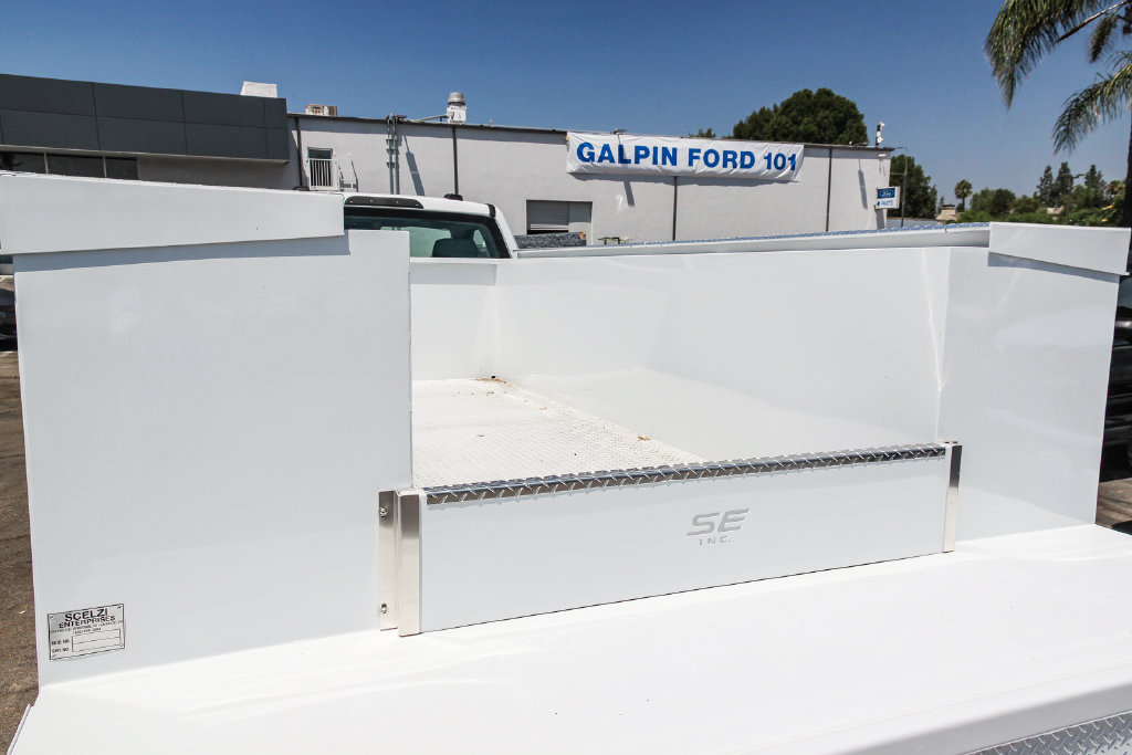 New 2025 Ford F550 2WD Regular Cab Super Duty image 8