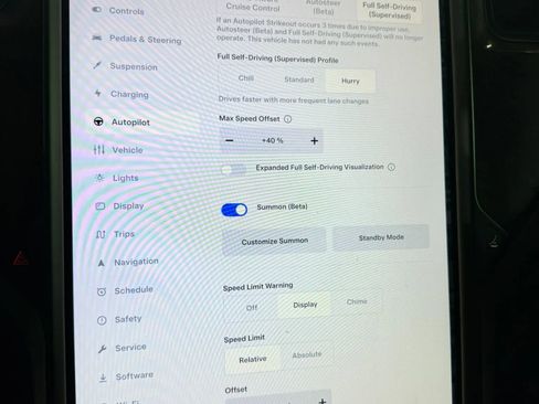 Used 2020 Tesla Model X image 30