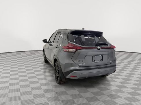 Used 2023 Nissan Kicks SR FWD image 8