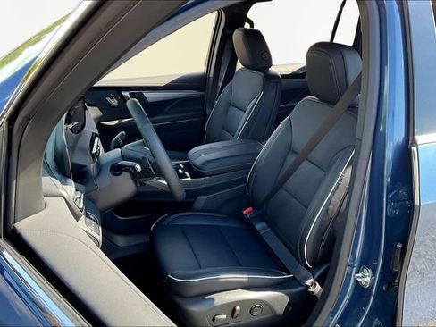 New 2026 Buick Enclave Preferred w/ Power Package image 10