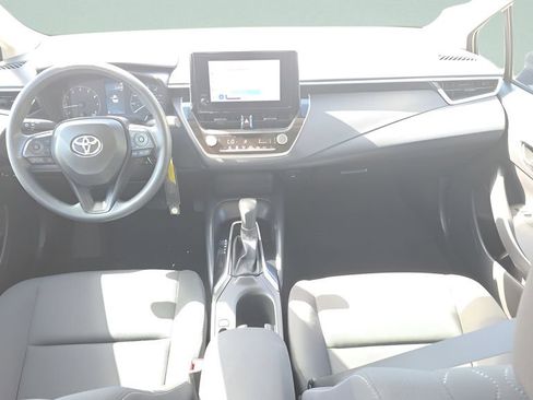 Used 2024 Toyota Corolla LE FWD image 7