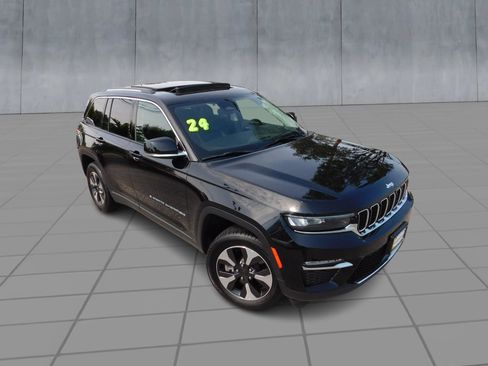 Used 2024 Jeep Grand Cherokee Limited 4xe AWD/4WD image 2
