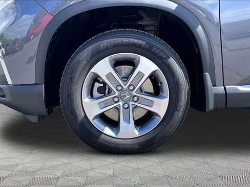 Used 2025 Honda Pilot EX-L image 24