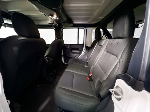 Used 2023 Jeep Wrangler Unlimited Sport AWD/4WD image 29
