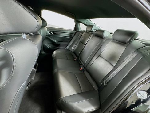 Used 2021 Honda Accord Sport image 17